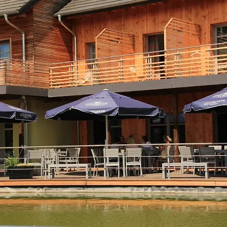 An Der Metow-ferienpark Plau am See